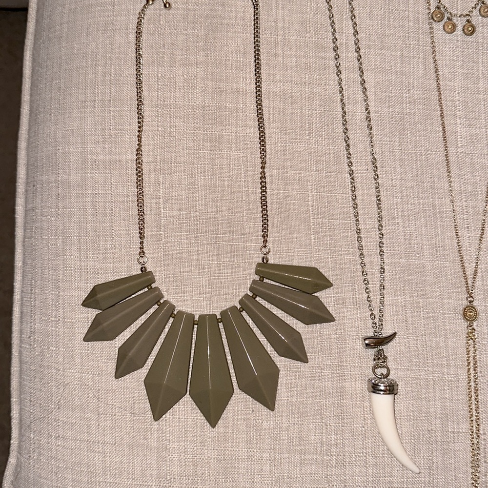 Statement Necklaces - image 2